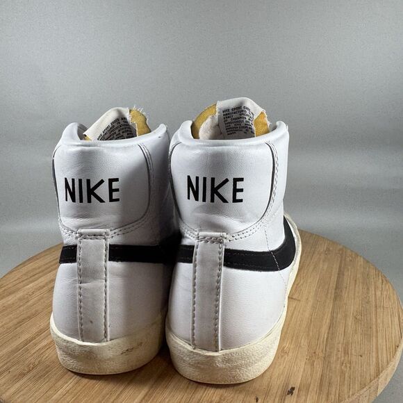 Nike Womens Blazer Mid 77 CZ1055-100‎ White Basketball Shoes Sneakers Size 8 - Picture 4 of 7